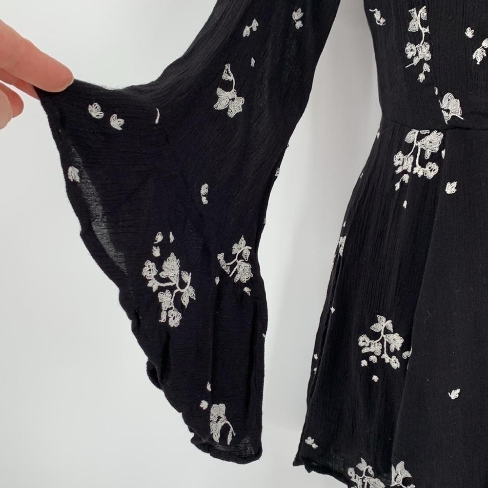 Free People Jasmine boho black dress embroidery mini floral fit flare crinkle 2 - Picture 4 of 5